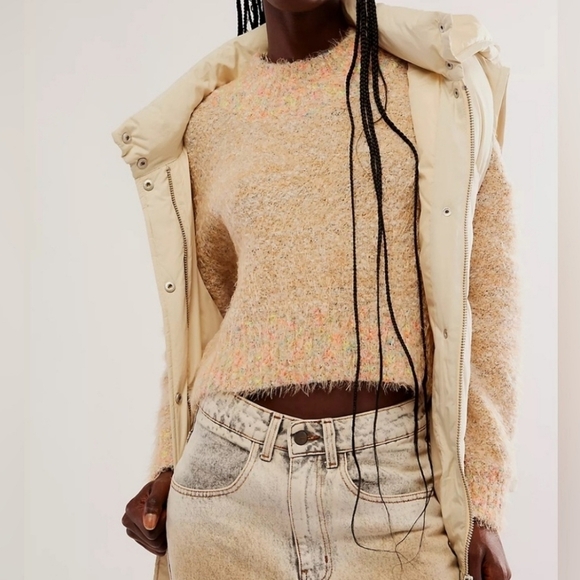 NWT Free People Stardust  Beige Conch Shell Combo Cozy Crop Sweater Size S - Picture 1 of 9